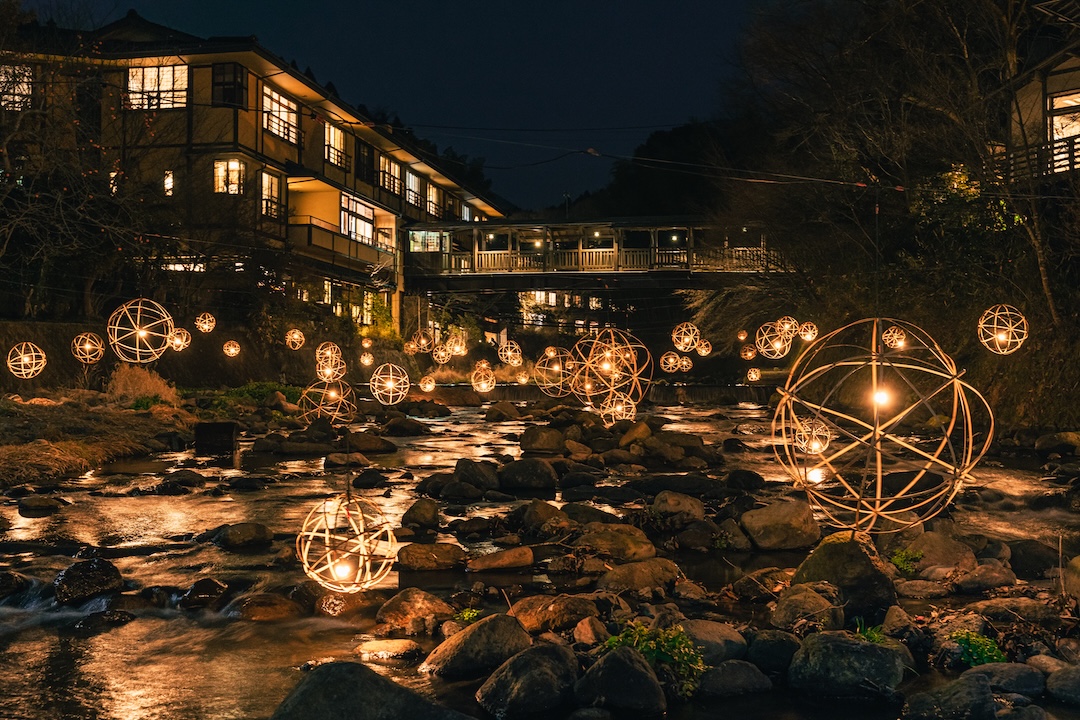 2026熊本黑川溫泉「湯燈祭」登場 滿山手作竹燈籠點亮冬夜